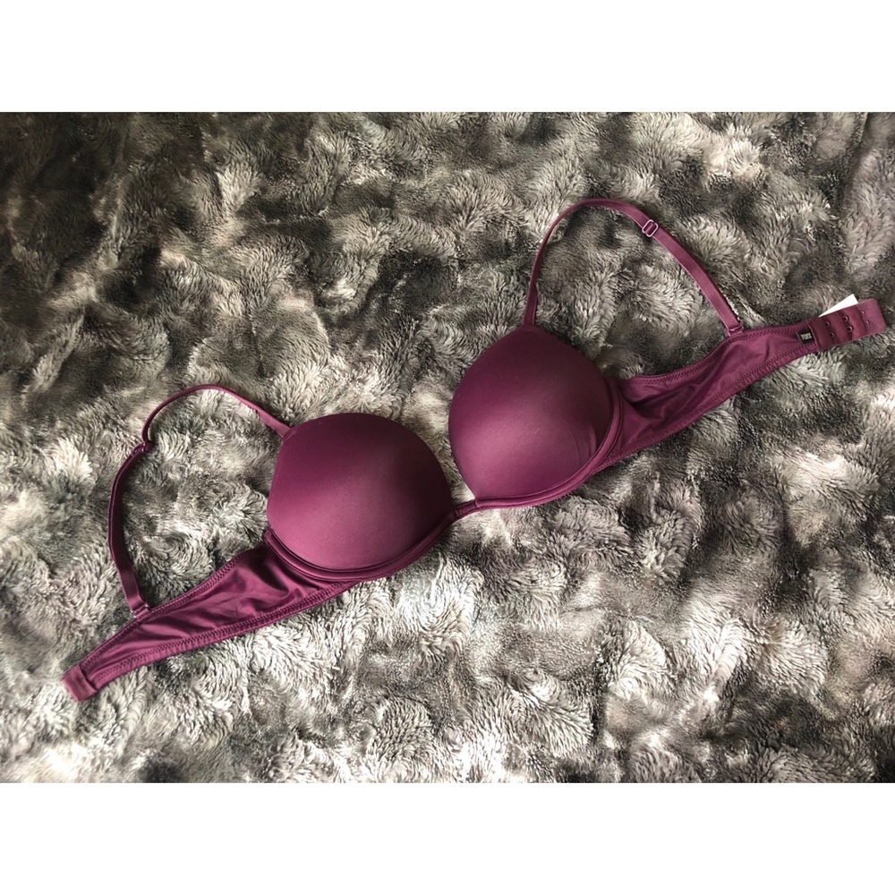 ❌⭕️❌⭕️PINK maroon sexy push up bra.